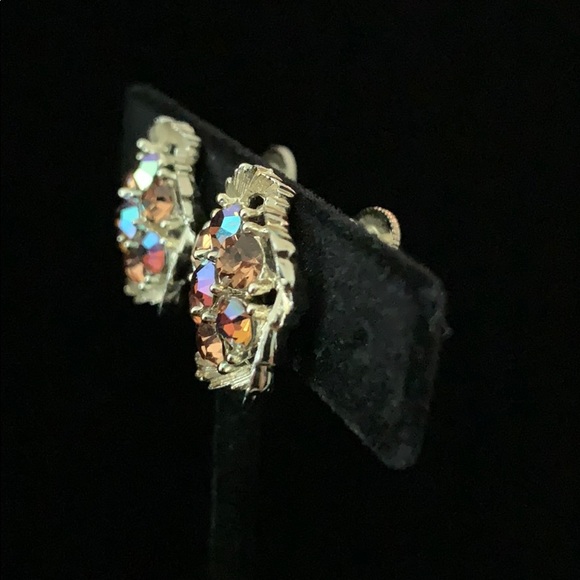 Stunning 1950/60s  vintage Lisner w/AB crystals - Picture 4 of 7